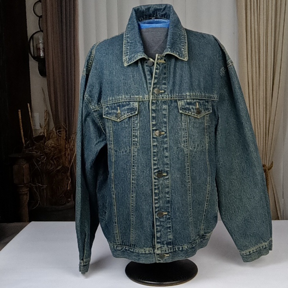Cross Fire Vintage Men's Denim Jacket.